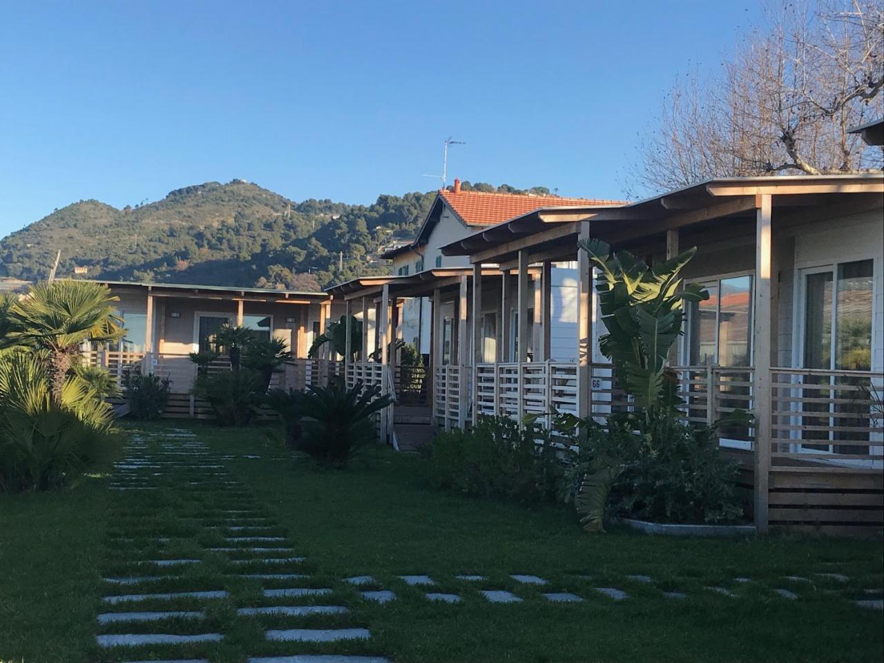 Camping Vallecrosia Exterior foto